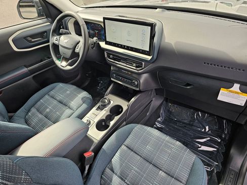 New 2025 Ford Bronco Sport Heritage w/ Convenience Package image 16