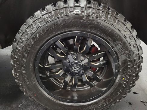 Used 2018 RAM 1500 Rebel w/ Luxury Group image 11