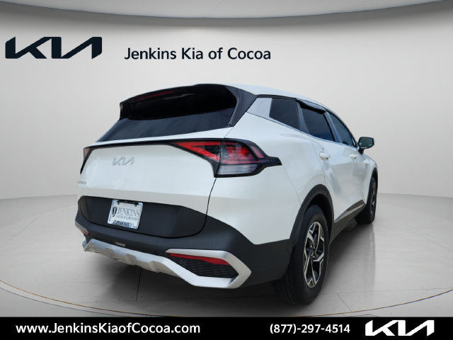 Certified 2024 Kia Sportage LX FWD image 5