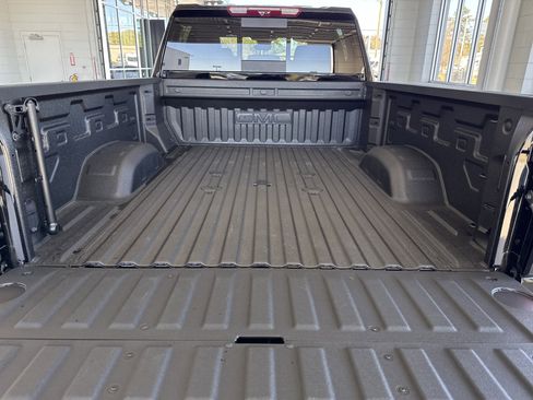 Used 2026 GMC Sierra 2500 AT4 w/ AT4 Premium Plus Package image 27