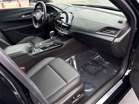 Used 2021 Cadillac CT4 Luxury w/ Cold Weather Package image 13