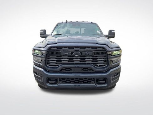 New 2026 RAM 2500 Big Horn AWD/4WD image 9