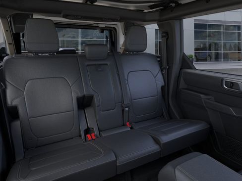 New 2026 Ford Bronco Badlands image 48