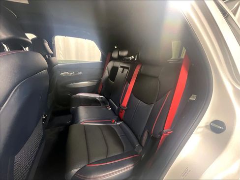 Used 2023 Genesis GV70 2.5T w/ Sport Prestige Package image 15