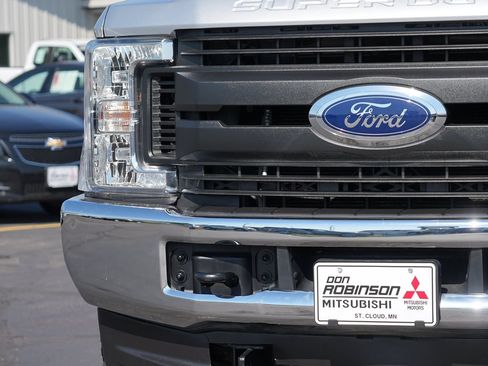 Used 2019 Ford F250 XL w/ XL Value Package AWD/4WD image 9