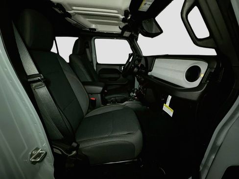 New 2026 Jeep Wrangler Unlimited Sport AWD/4WD image 32