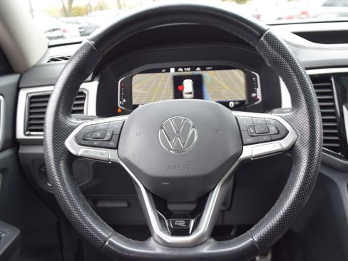 Used 2022 Volkswagen Atlas SEL R-Line image 16