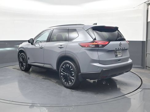 Used 2026 Nissan Rogue Dark Armor FWD image 7