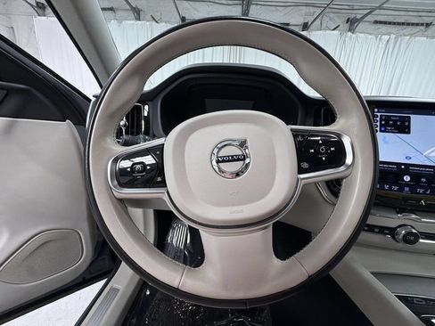 Used 2024 Volvo XC60 B5 Plus w/ Protection Package Premier AWD/4WD image 26
