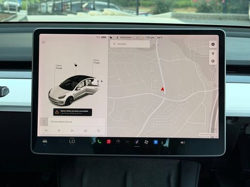 Used 2021 Tesla Model 3 Standard Range Plus RWD image 46