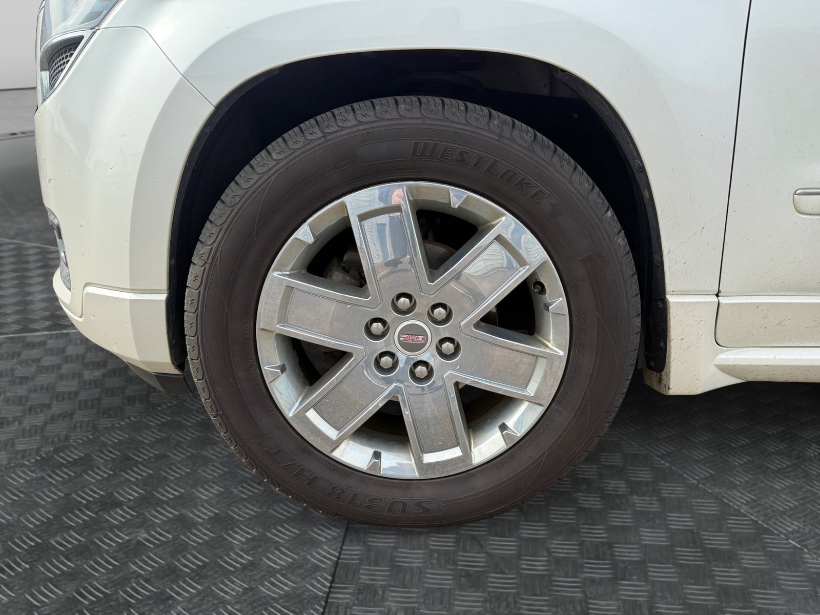 Used 2015 GMC Acadia Denali AWD/4WD image 24