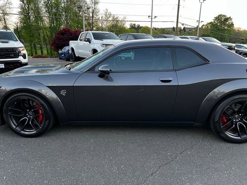 Used 2018 Dodge Challenger SRT Hellcat image 8