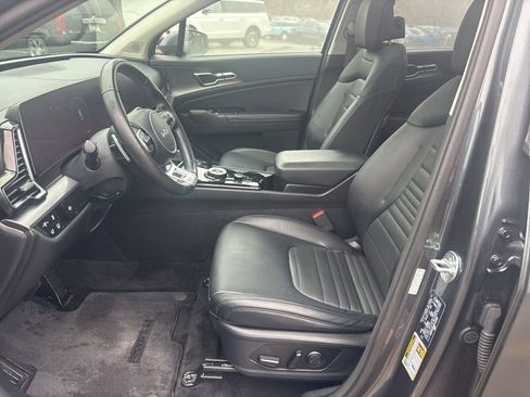 Used 2024 Kia Sportage SX Prestige image 11