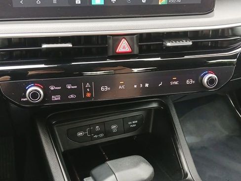 Certified 2025 Kia K5 LXS image 18