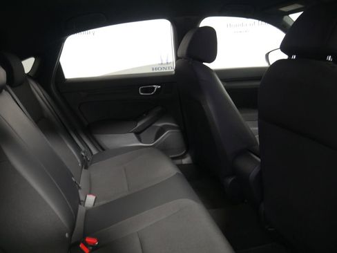 Used 2023 Honda Civic Sport image 9