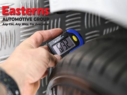 Used 2022 Tesla Model 3 Standard Range image 21