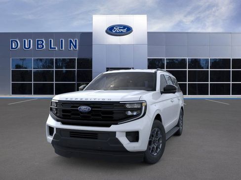 New 2026 Ford Expedition Active image 31