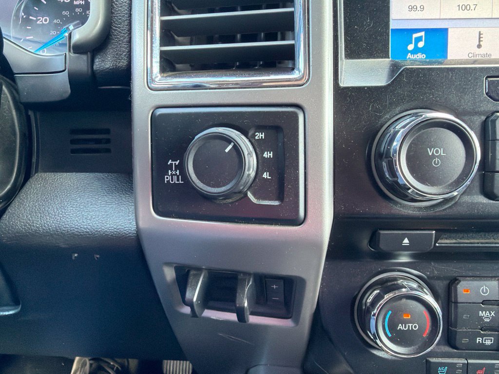 Used 2017 Ford F250 Lariat w/ Chrome Package AWD/4WD image 26