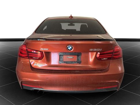 Used 2018 BMW 330i xDrive Sedan image 4