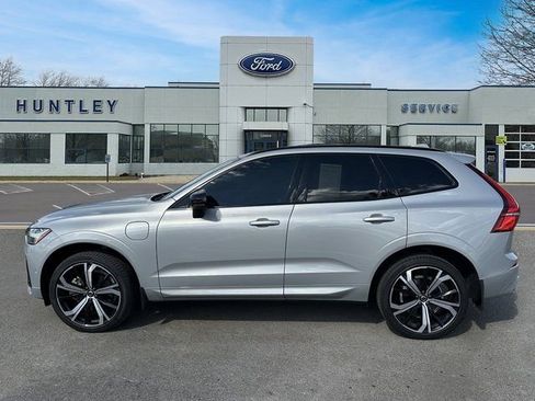 Used 2022 Volvo XC60 T8 R-Design w/ Advanced Package image 7