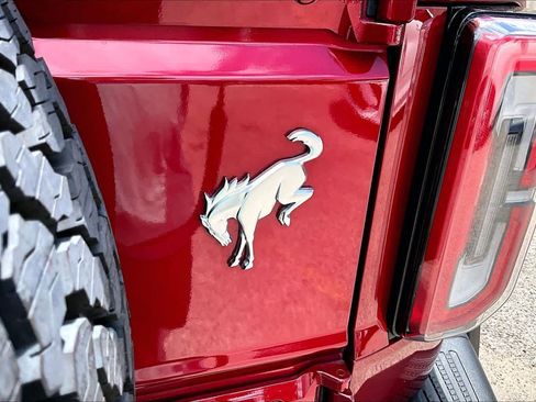 Certified 2025 Ford Bronco Badlands AWD/4WD image 10