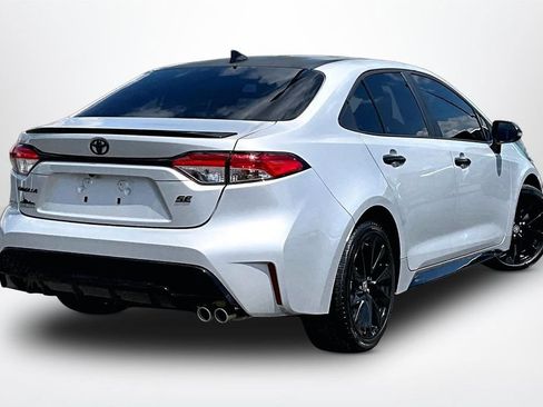 Used 2022 Toyota Corolla SE FWD image 6