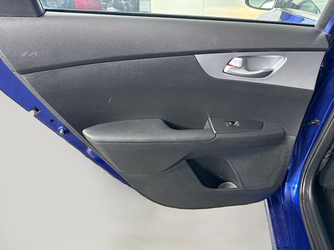 Used 2023 Kia Forte LXS image 25