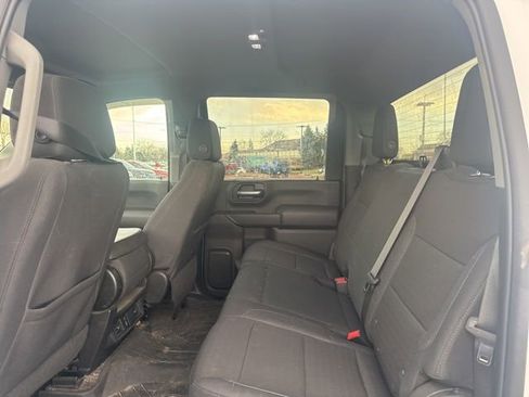Used 2024 Chevrolet Silverado 2500 Custom w/ Custom Value Package image 13