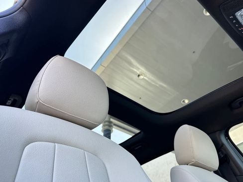 New 2026 Mercedes-Benz GLB 250 image 16