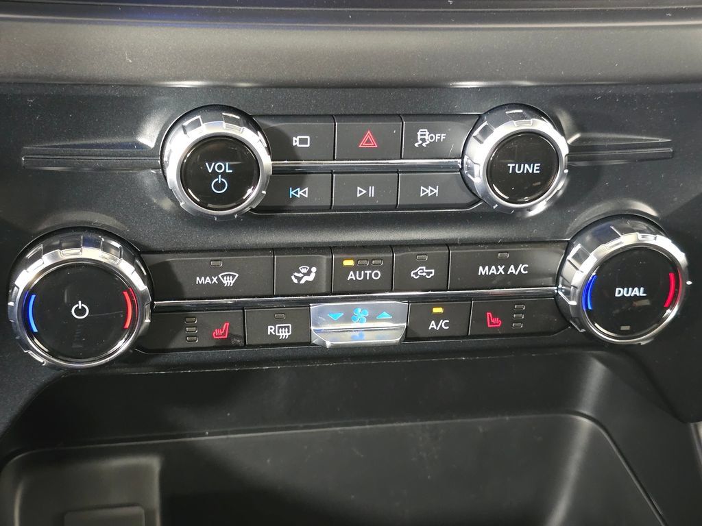 Certified 2026 Ford F150 Tremor w/ Tow/Haul Package AWD/4WD image 28