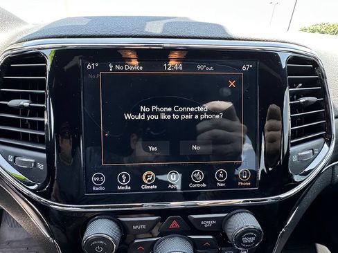 Used 2019 Jeep Grand Cherokee Limited AWD/4WD image 37
