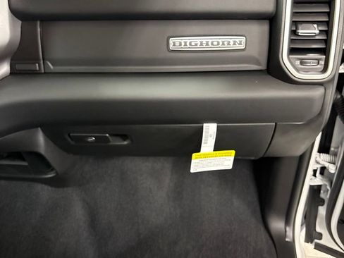 New 2026 RAM 2500 Big Horn AWD/4WD image 27