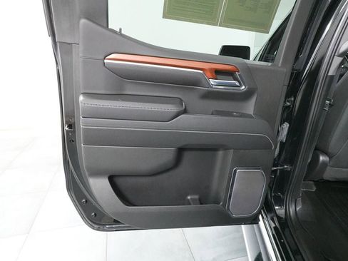 Used 2022 GMC Sierra 1500 Denali AWD/4WD image 30