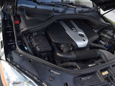 Used 2015 Mercedes-Benz ML 250 BlueTEC 4MATIC image 92
