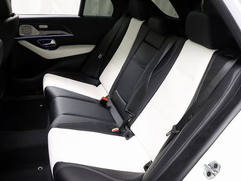 New 2026 Mercedes-Benz GLE 450 4MATIC image 12