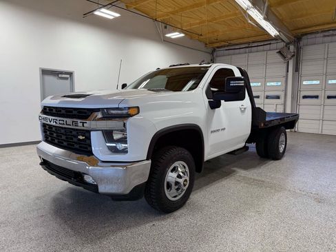 Used 2022 Chevrolet Silverado 3500 LT w/ Convenience Package AWD/4WD image 8