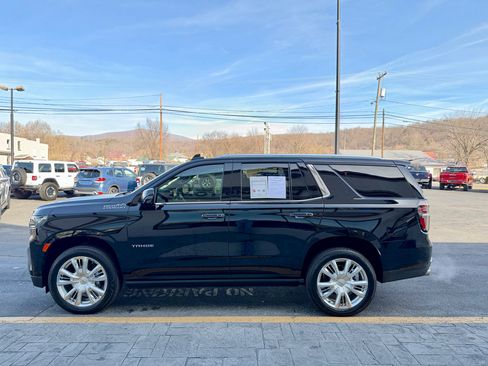 Used 2021 Chevrolet Tahoe High Country w/ Premium Package 2 image 5