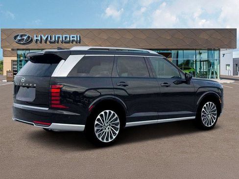 New 2026 Hyundai Palisade Calligraphy FWD image 8