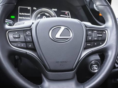 Certified 2025 Lexus ES 300h w/ Premium Package FWD image 13