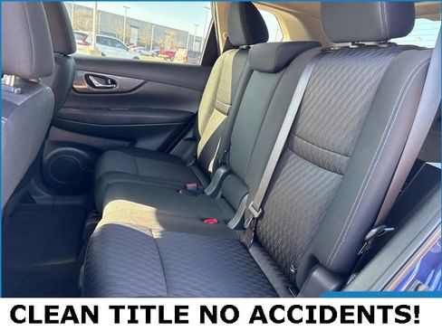 Used 2019 Nissan Rogue SV image 13