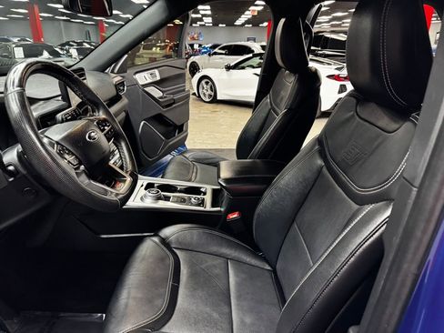 Used 2020 Ford Explorer ST w/ ST High-Performance Pack AWD/4WD image 34