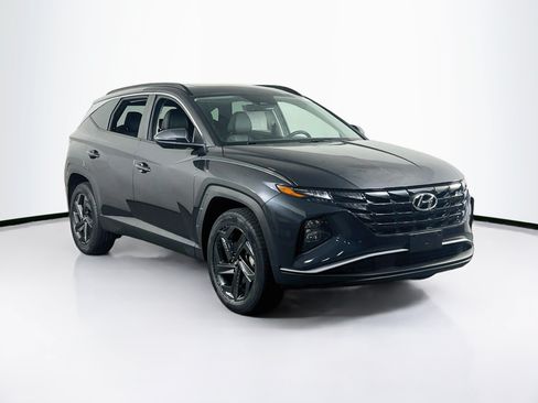 Used 2023 Hyundai Tucson SEL w/ Convenience Package AWD/4WD image 3