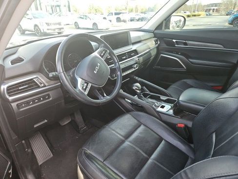 Certified 2022 Kia Telluride EX w/ EX Premium Package image 12