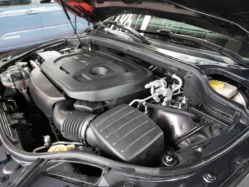 Used 2021 Dodge Durango GT image 33