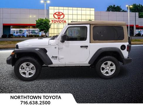 Used 2021 Jeep Wrangler Sport S image 9
