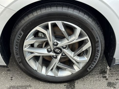 Certified 2023 Hyundai Sonata SEL w/ Preferred Accessory Package image 10