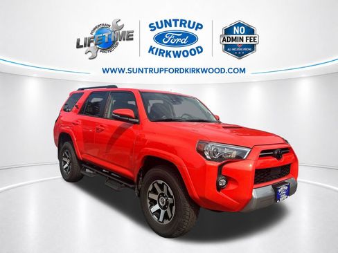 Used 2024 Toyota 4Runner TRD Off-Road Premium w/ Moonroof Package AWD/4WD image 9