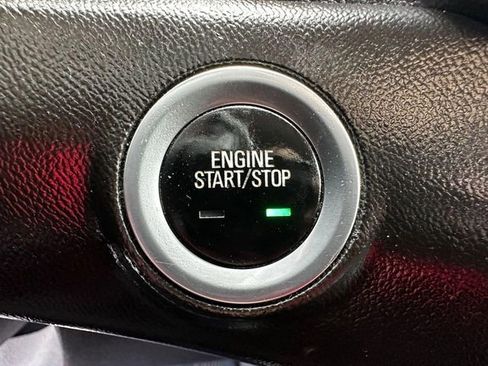 Used 2020 GMC Terrain SLE w/ Driver Convenience Package image 19