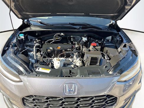 Certified 2023 Honda HR-V LX image 31
