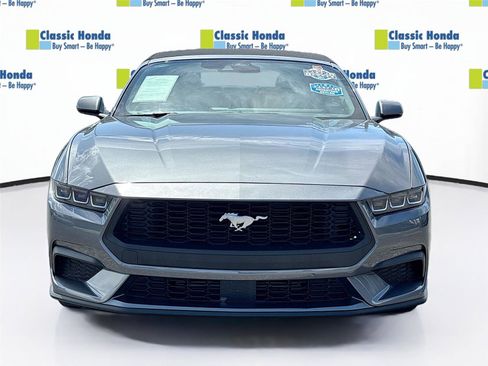 Used 2025 Ford Mustang Premium RWD image 2